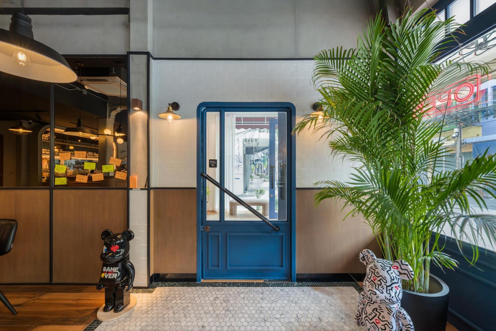 Upstairs At Ton Ton 호텔 방콕 외부 사진